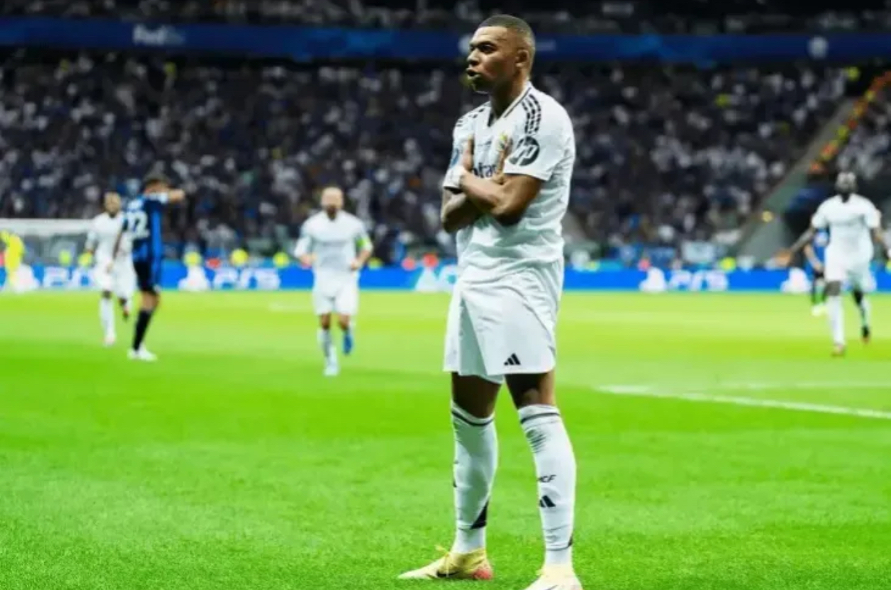 曼城轻取那不勒斯,姆巴佩梅开二度英超 曼城轻取那不勒斯,姆巴佩梅开二度英超