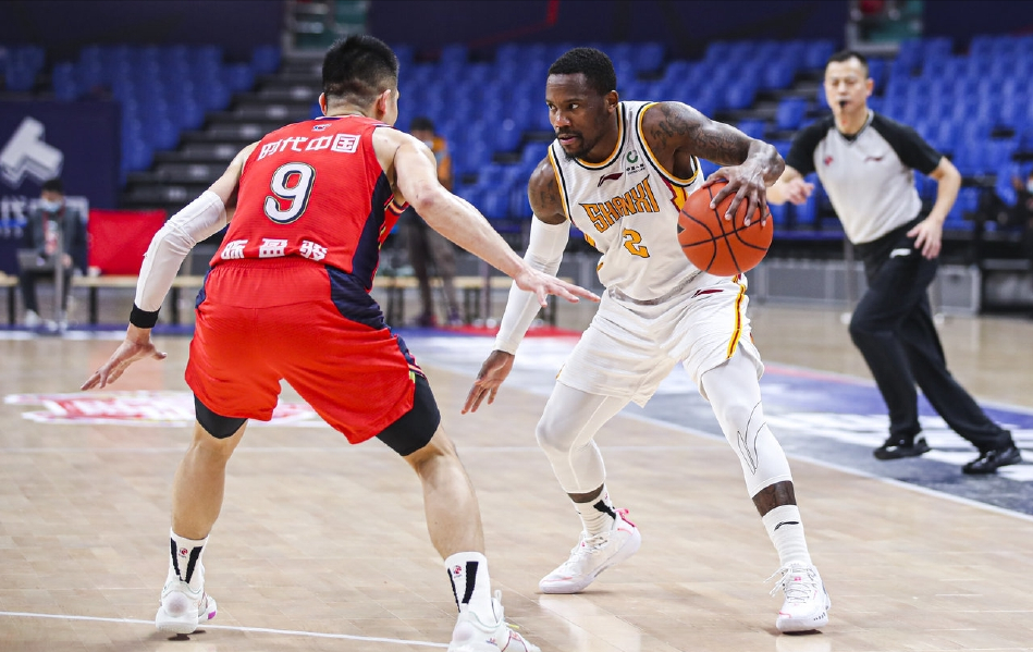 包含教练组公布战术调整,明确目标冲刺季后赛的词条 包含教练组公布战术调整,明确目标冲刺季后赛的词条