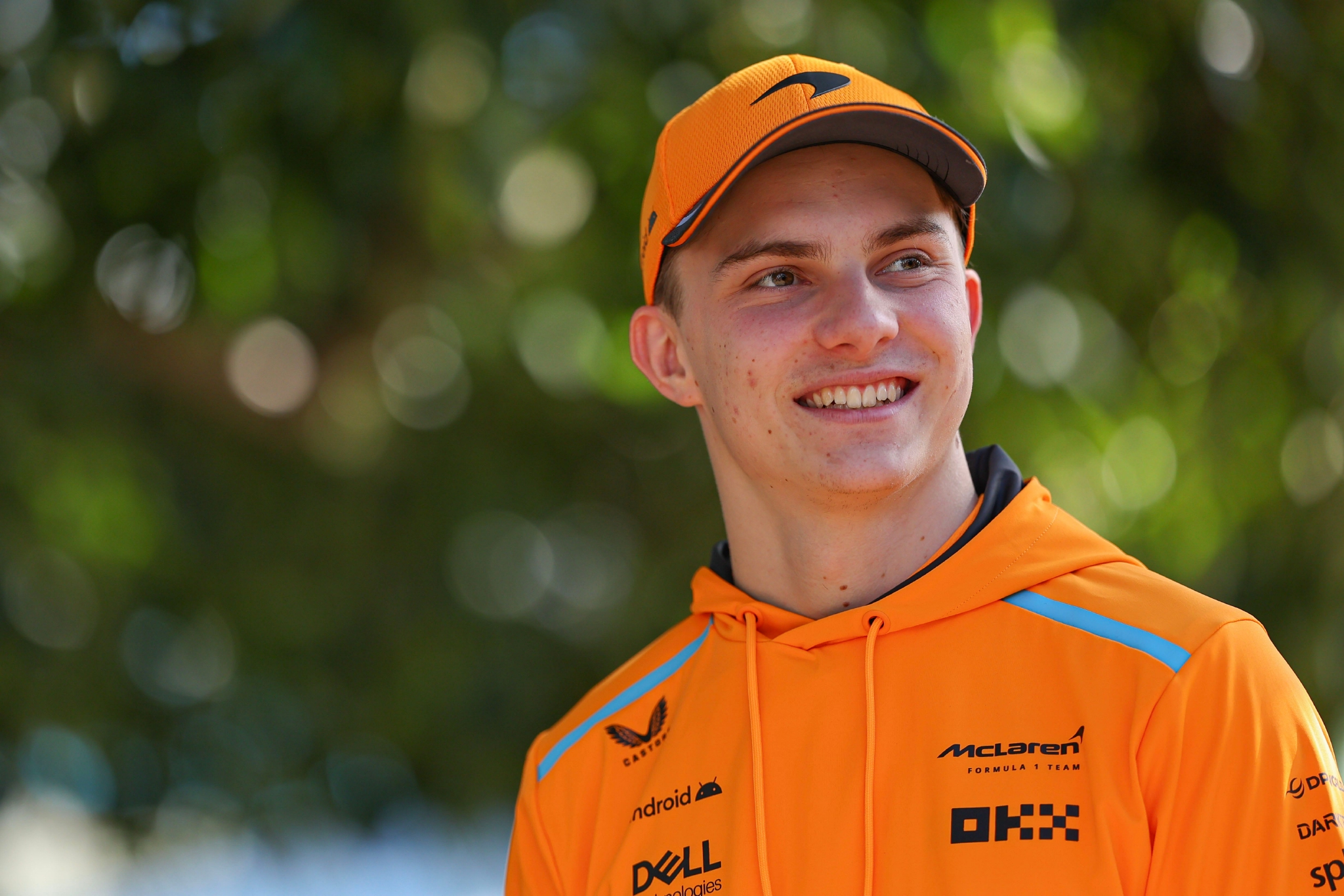 华体会官网-关于梅赛德斯轻取索伯车队，皮亚斯特里刷新纪录的信息